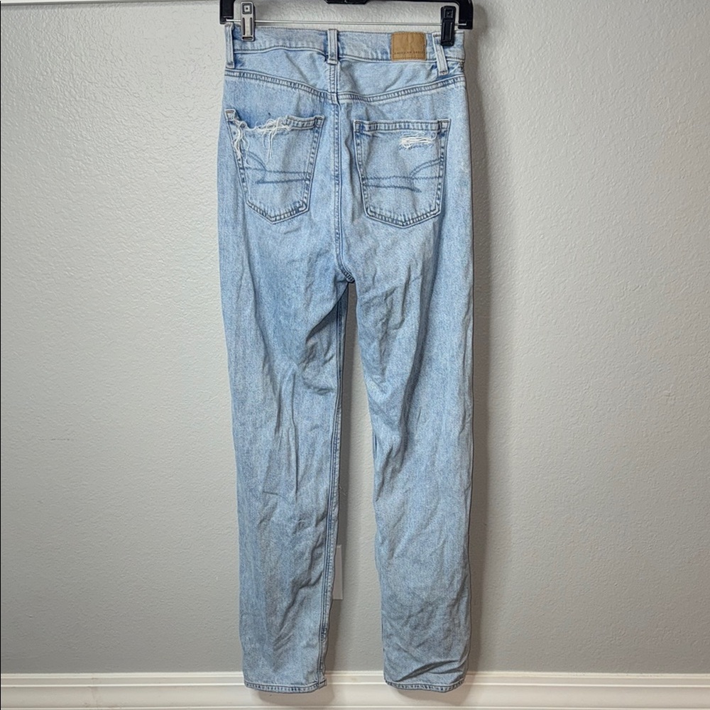 American Eagle Baggy Distressed Light Blue Jeans - Picture 5 of 10